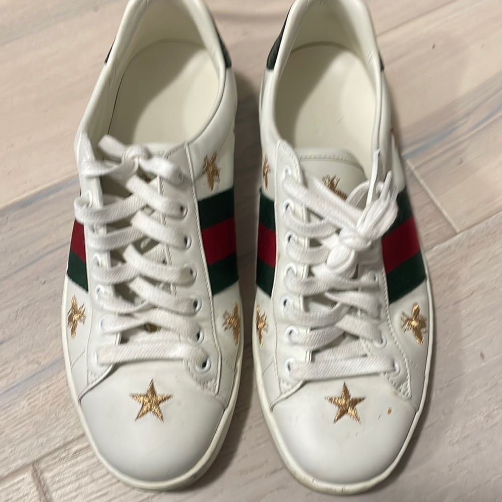 Gucci bees sneaker